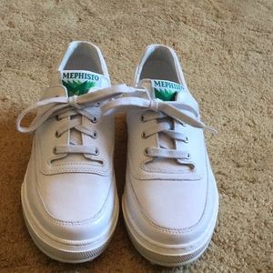 NWOB Mephisto tennis shoes